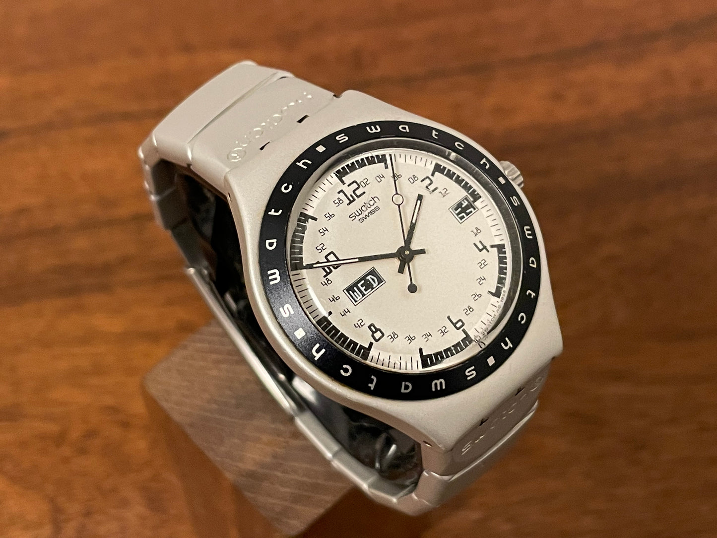 (1998) Swatch YGS7003A Irony Big "Hijacker" (full set)