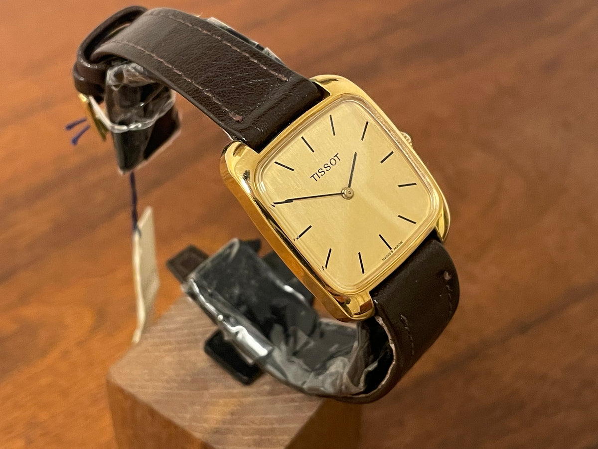 (1970s) Tissot 642-10778 Stylist dress watch - gold square case - gold brushed dial w/ gold stick markers - small size (NOS)
