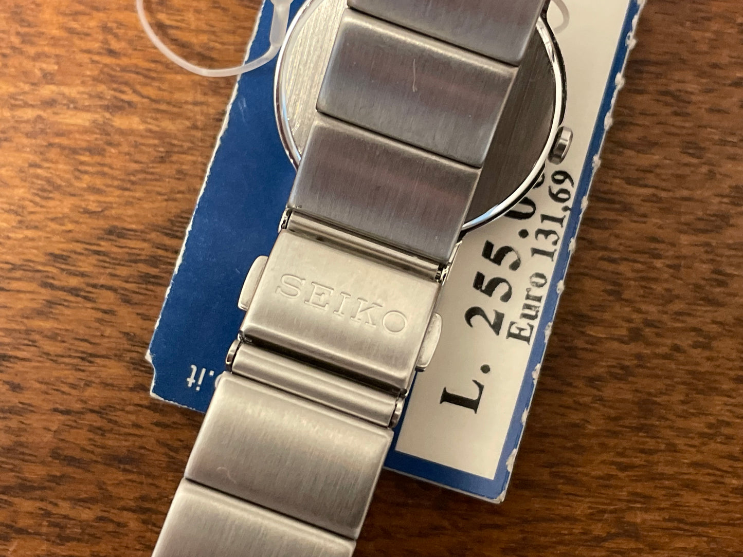 (2000) Seiko V700-6L20 - blue dial with silver markers - small size (NOS)