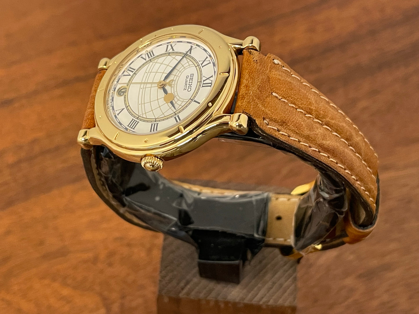 (1999) Seiko 5Y22-6050 Age of Discovery (AOD) dress watch - white dial w/ black Roman numerals (NOS)