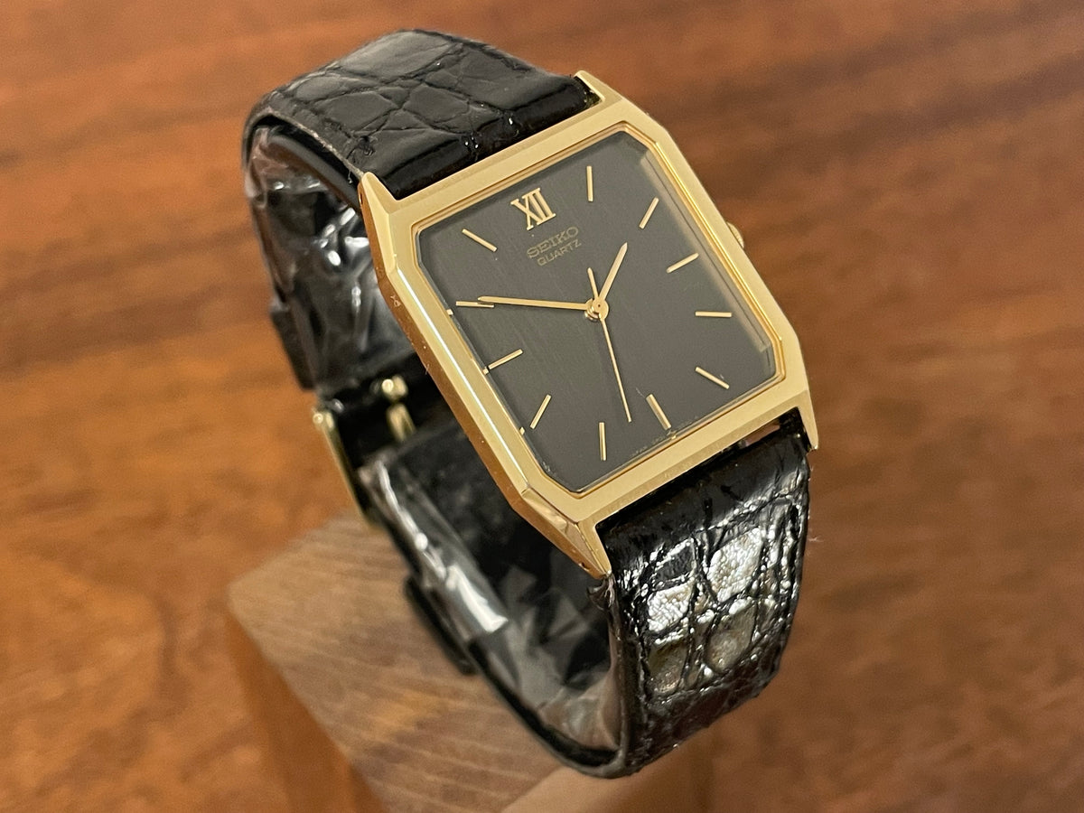 (1986) Seiko 5P31-5030 Quartz "Tank" dress watch - brushed dark grey dial w/ gold markers (NOS)