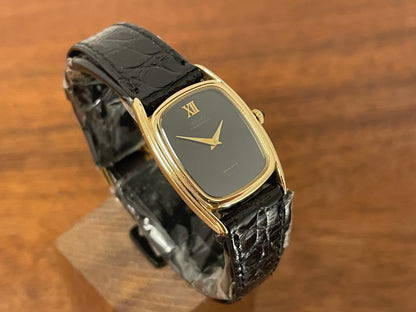 (1980) Seiko 1400-7249 Lassale "Ellipse" dress watch - black dial w/ gold Roman numerals - small size (NOS)