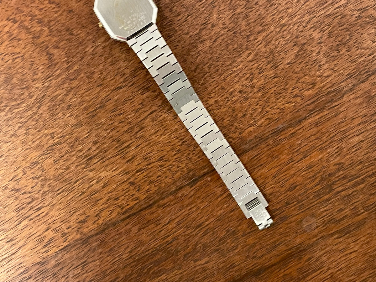 (1982) Seiko 8420-5129 Lassale dress watch - bi-color integrated bracelet & case - silver dial - small size (NOS)
