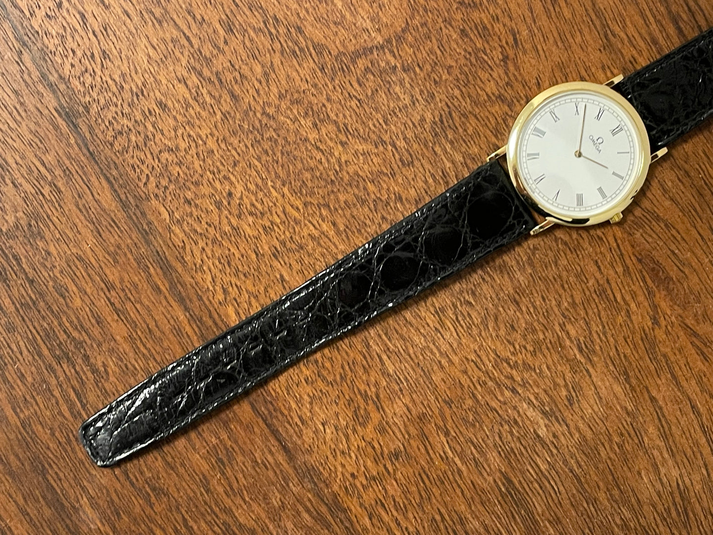 (1990s) Omega De Ville 195.0075 ultra thin dress watch - Cal. 1378 - cream dial w/ Roman numerals (NOS)