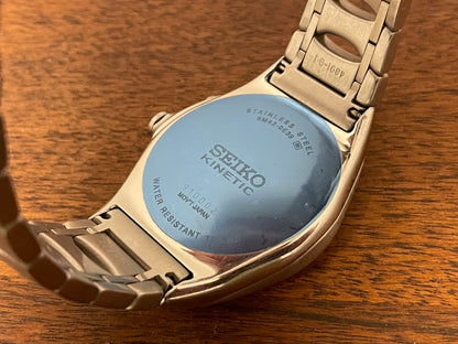 (1999) Seiko 5M42-0E39 Kinetic Arctura - full stainless steel bracelet - grey dial w/ white numerals & markers (NOS)