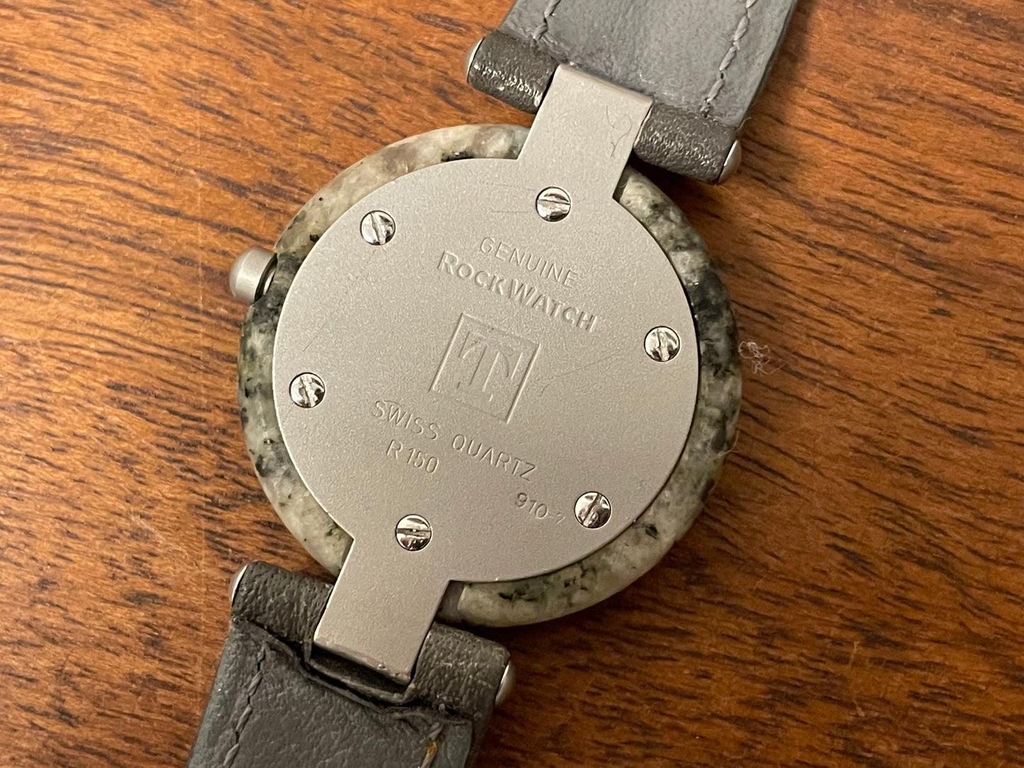 (1980s) Tissot RockWatch R150 green/black granite - mid size model
