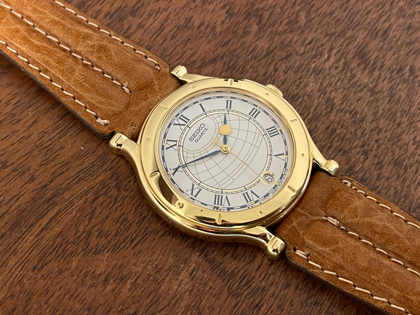 (1999) Seiko 5Y22-6050 Age of Discovery (AOD) dress watch - white dial w/ black Roman numerals (NOS)