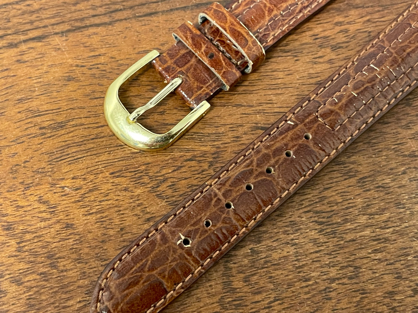 17mm Seiko cognac brown calf leather stap w/ gold buckle
