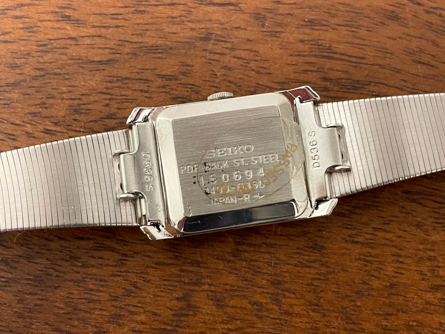 (1981) Seiko 1400-3290 "Tank" - silver dial w/ silver stick markers - small size (NOS)