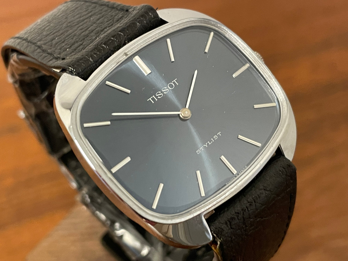 (1970s) Tissot 41436 Stylist dress watch - silver “tv case” - sunburst blue dial w/ silver stick markers (NOS)
