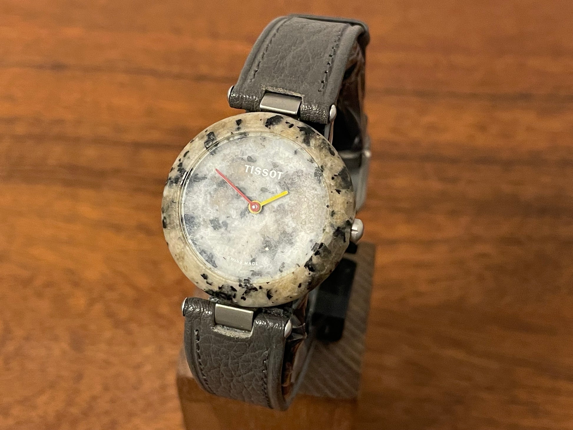 Front side (1980s) Tissot RockWatch R150 beige/black granite - mid size model (NOS)