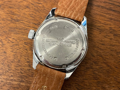 (1970s) Dugena Watertrip "Kermit" diver - green bezel - silver sunburst dial