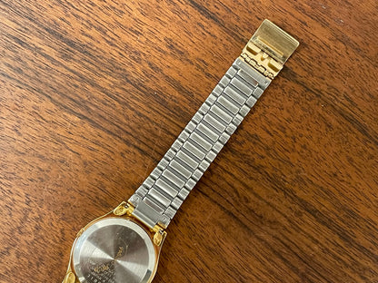 (1983) Seiko 8420-0140 dress watch - gold case - gold sunburst dial w/ gold stick markers (NOS)