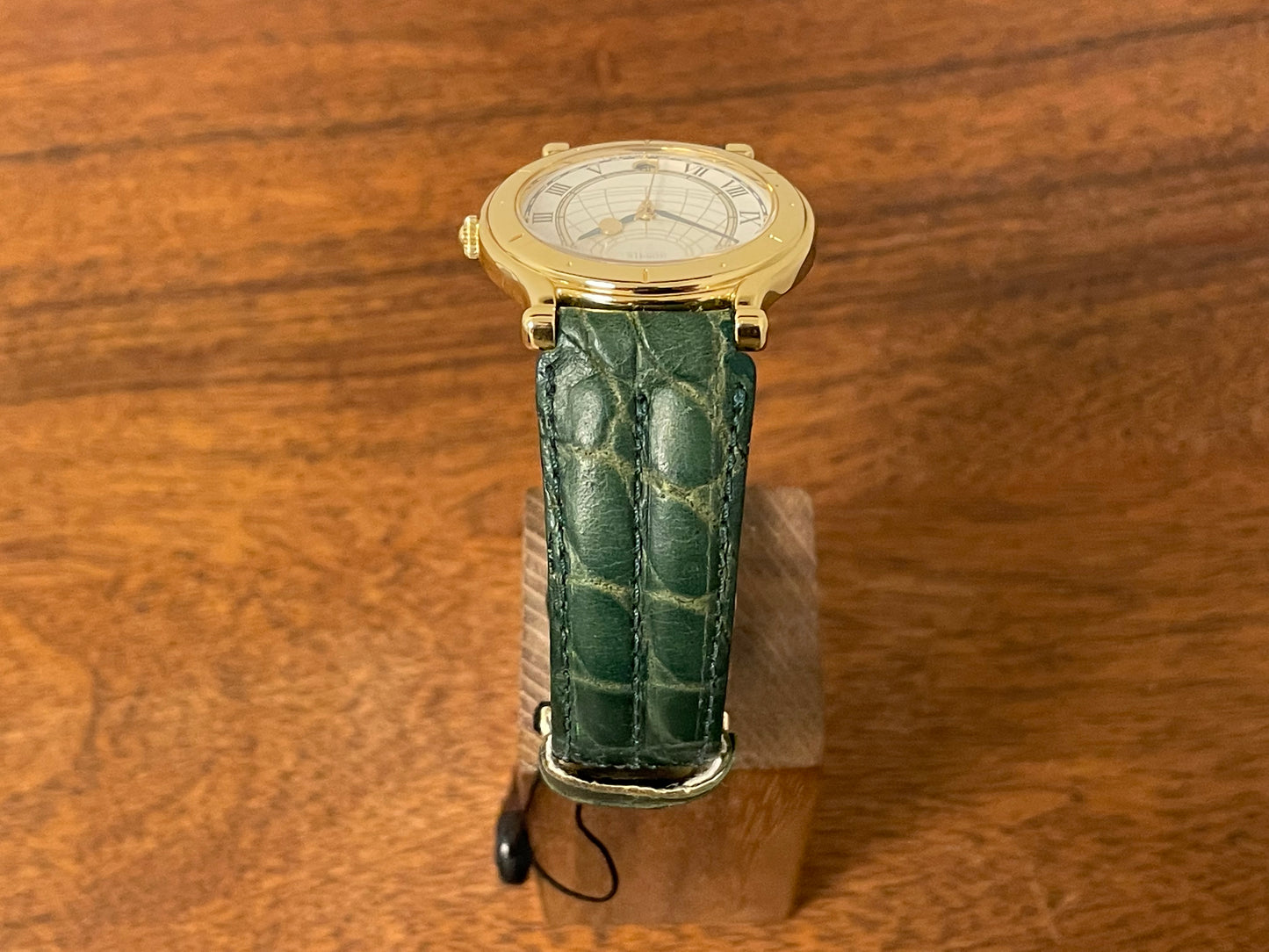 (1999) Seiko 5Y22-6050 Age of Discovery (AOD) dress watch - white dial w/ black Roman numerals (NOS)