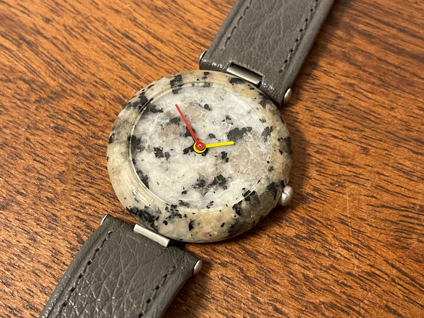 (1980s) Tissot RockWatch R150 beige/black granite - mid size model (NOS)
