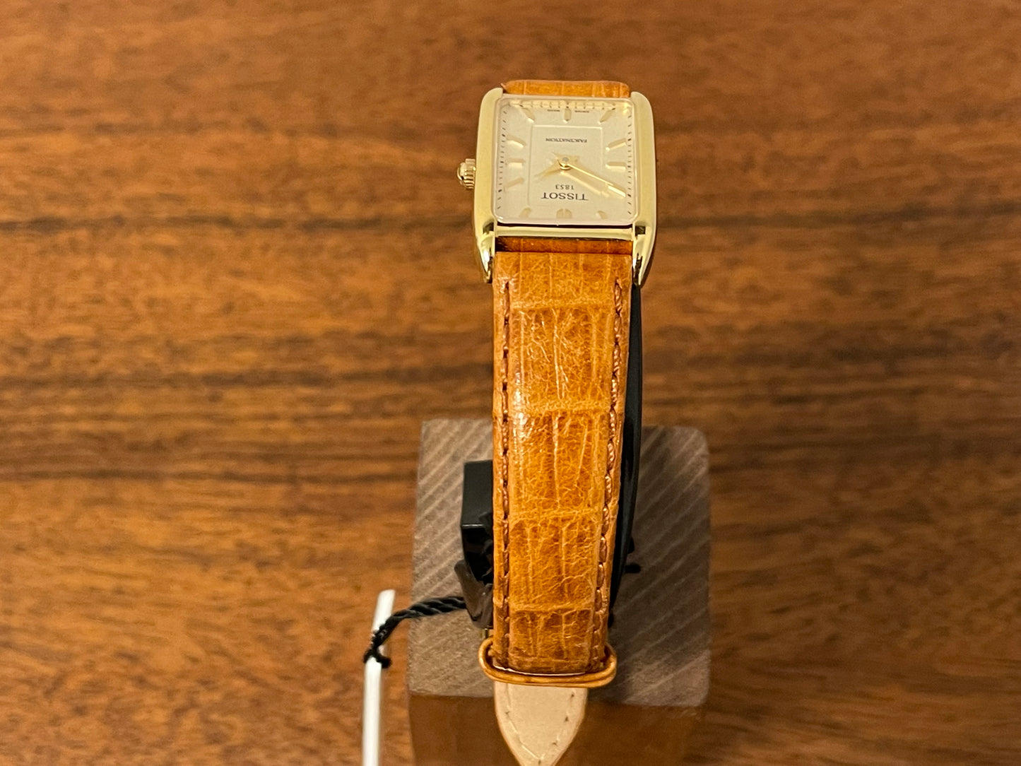(1990s) Tissot T815 Fascination "Tank" - champagne dial with gold markers - small size (NOS)