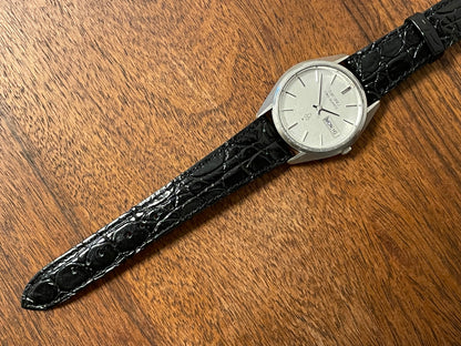 (1975) Seiko 4823-8000 King Quartz - silver grain dial w/ silver markers