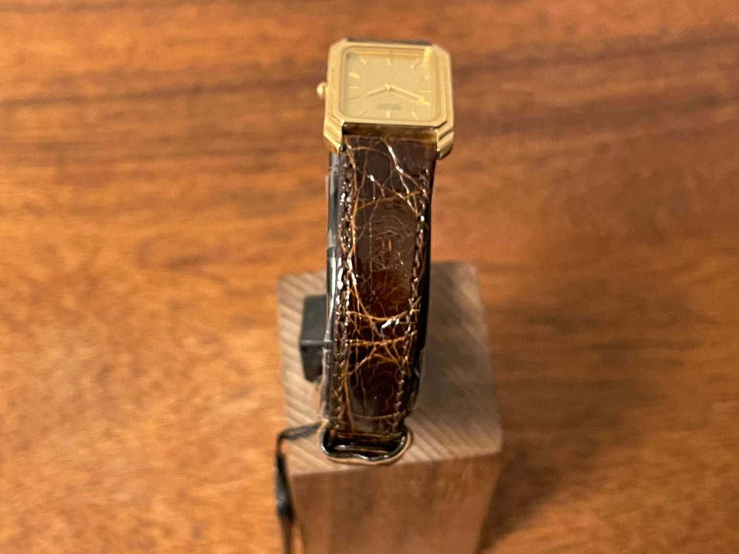 (1983) Seiko 7320-5500 "Tank" dress watch - gold dial w/ gold markers - small size (NOS)