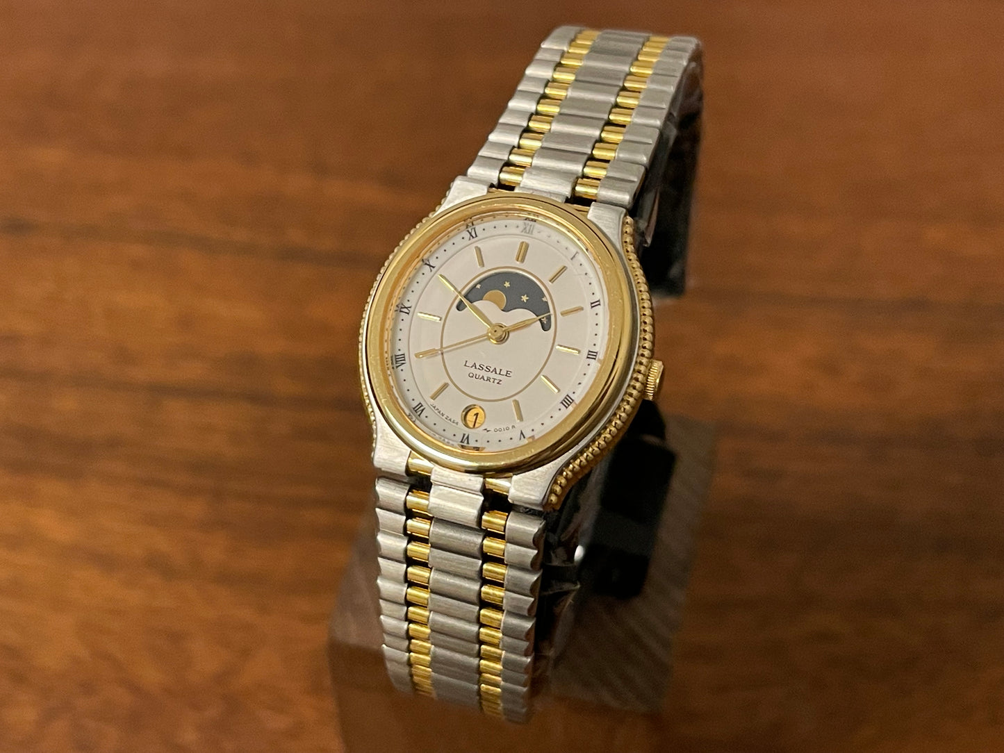 Front side (1985) Lassale (by Seiko) 7454-5009 dress watch - white dial w/ moonphase complication (NOS)
