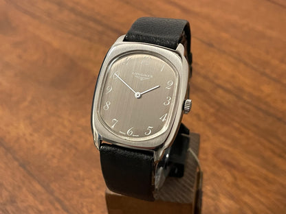 Front side (1970s) Longines Ref. 1006 "Ellipse" Cal. 428 - brushed silver dial w/ white Arabic numerals (NOS)