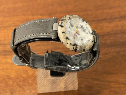 (1980s) Tissot RockWatch R150 beige/black granite - mid size model (NOS)