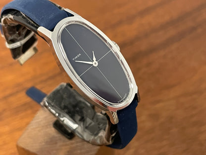 (1970s) Timex 519-105 dress watch - elongated oval case - black cross dial - small size (NOS + full set)