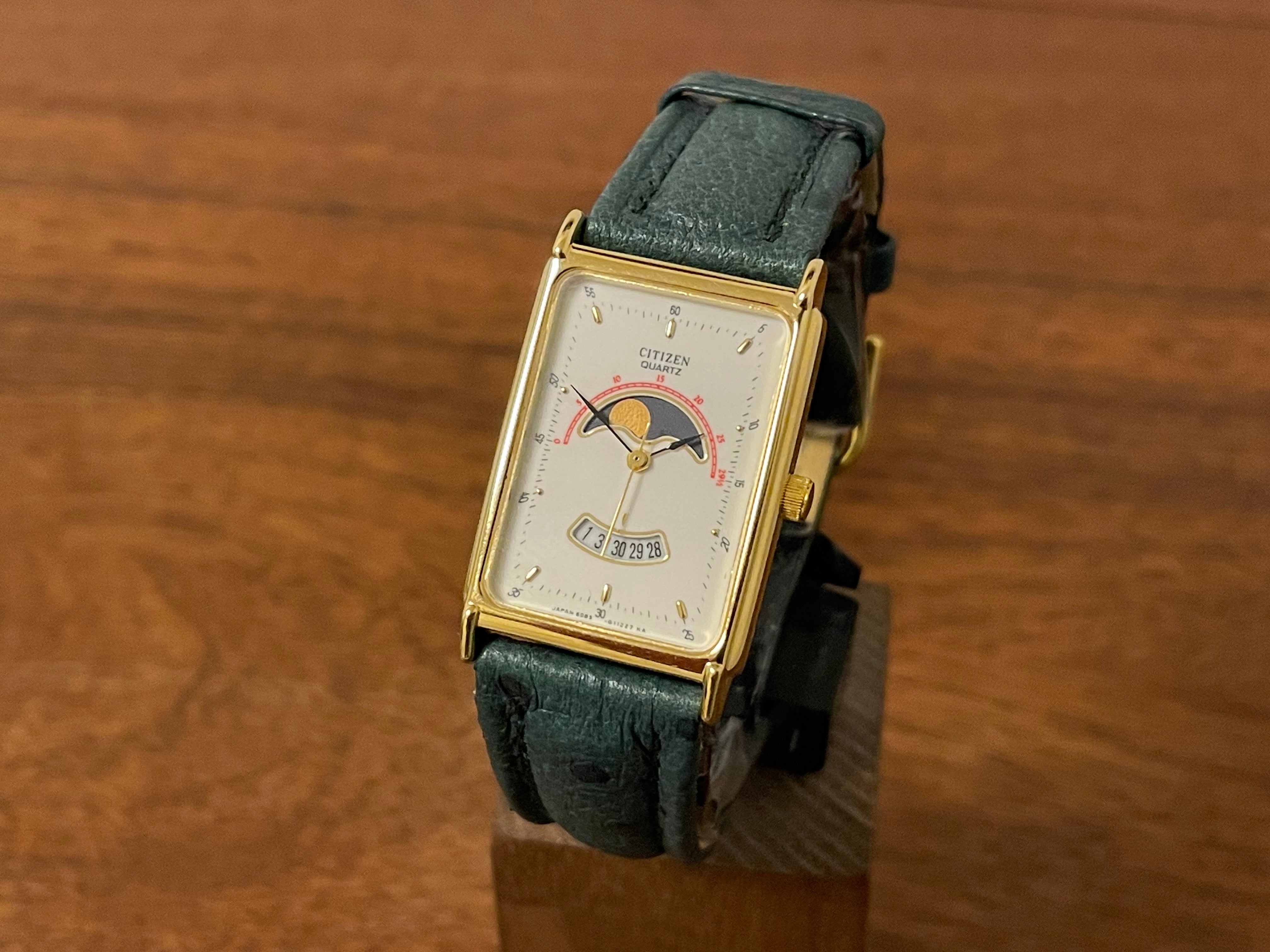 1990) Citizen 6085-Y56376 “Tank” - white dial w/ moonphase & gold