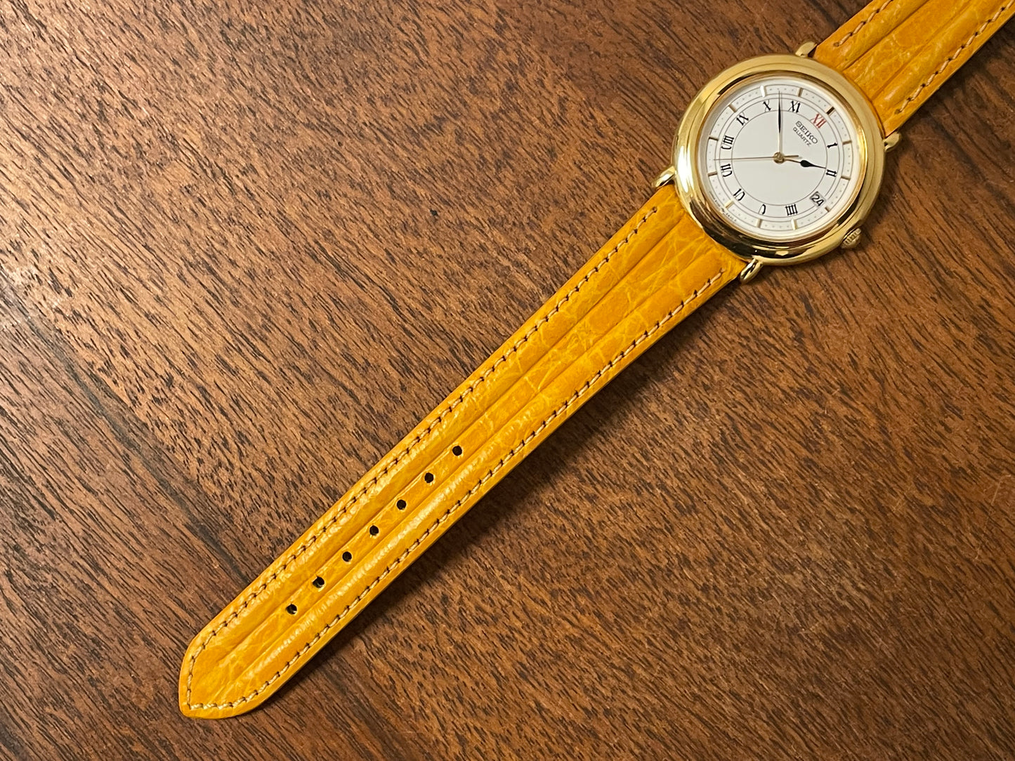 (1991) Seiko 5Y32-6A20 dress watch - white dial w/ Roman numerals & Spade hands (NOS)