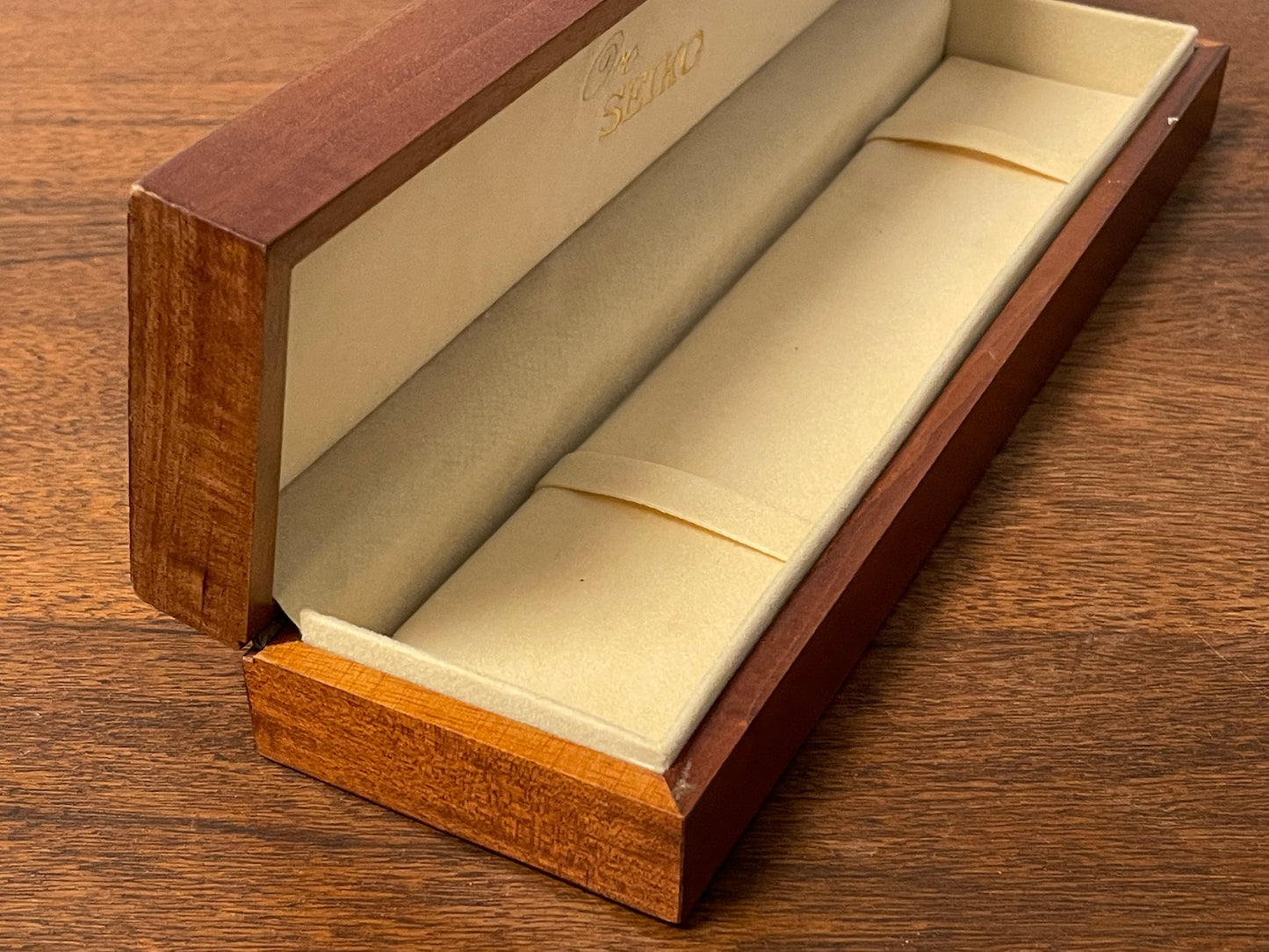 Vintage Seiko “Oro” rectangular wooden box