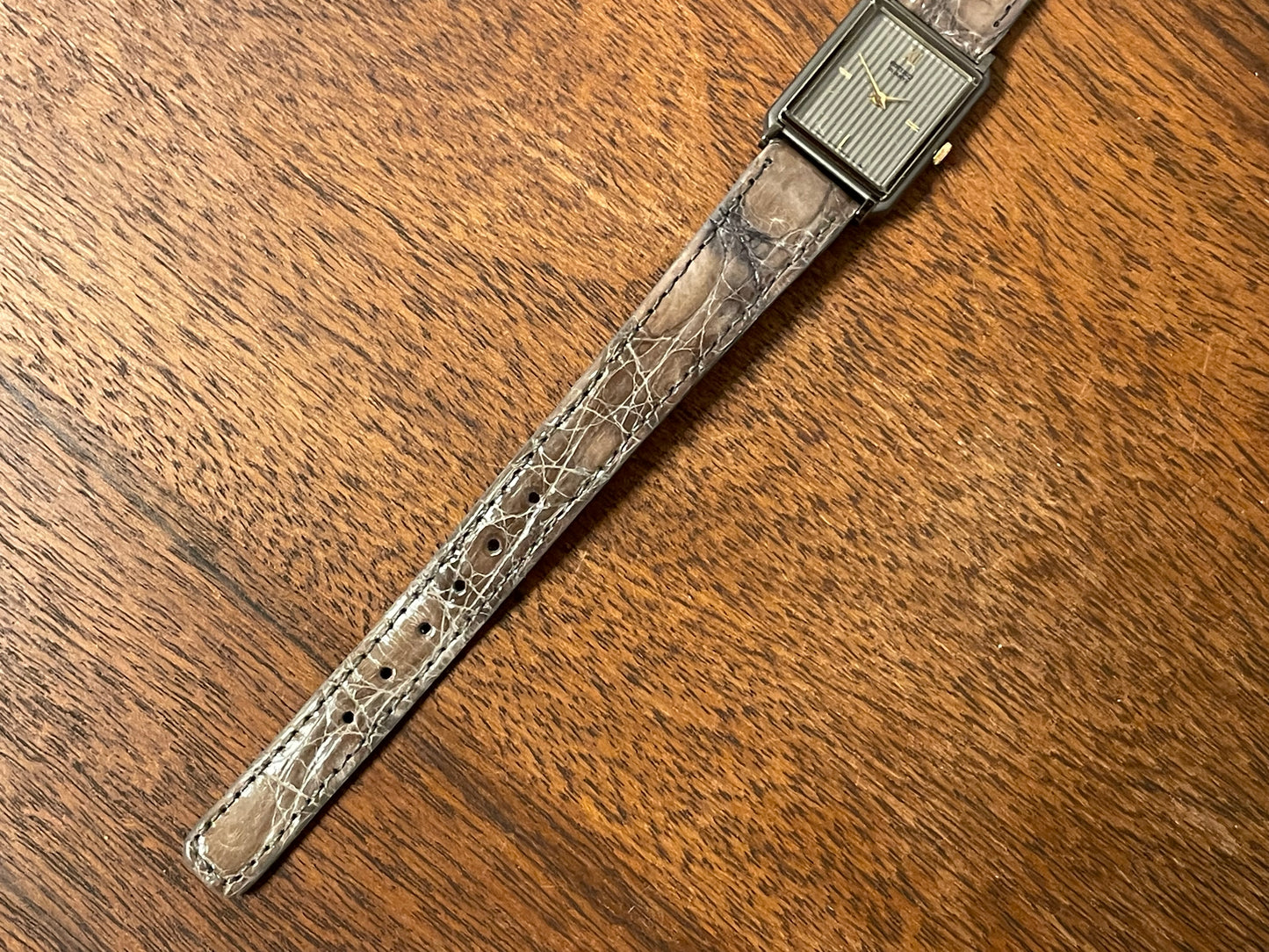(1985) 2C20-6230 "Tank" - grey case - silver striped "pyjama" dial w/ gold stick markers - small size (NOS)