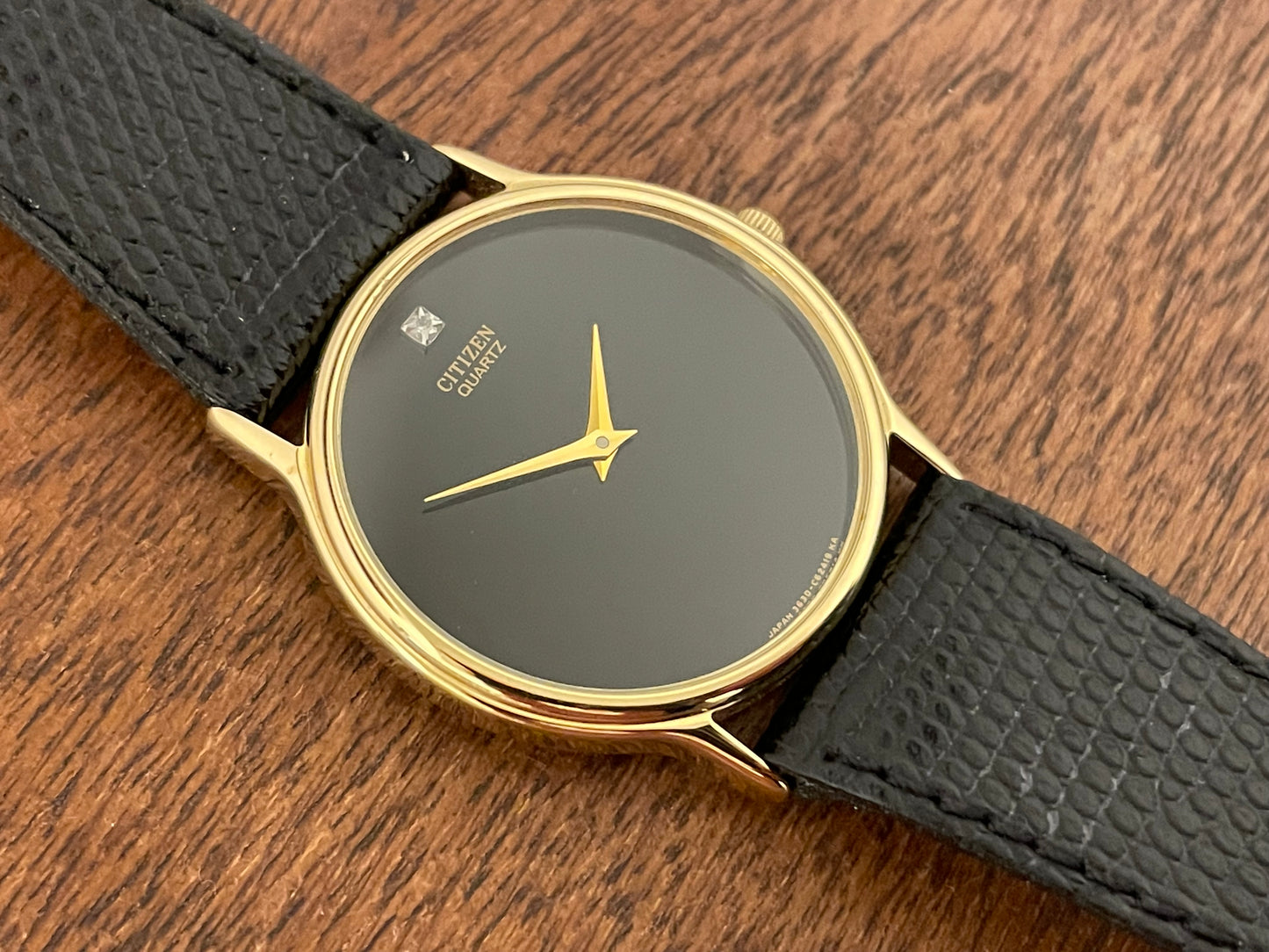 (1979) Citizen 3620-958195SJ dress watch - black dial w/ diamond marker (NOS)