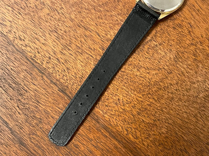 (1991) Pulsar Y480-0460 dress watch - gold colored case - matt champagne dial w/ black Arabic numerals - (NOS)