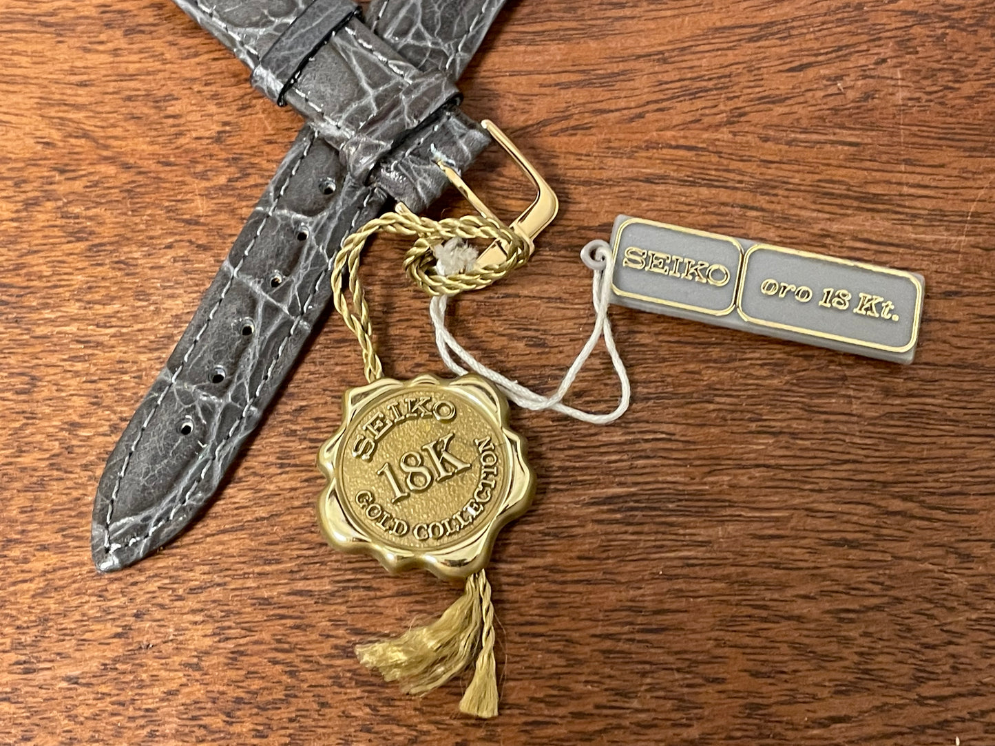 18mm Seiko "18K Gold Collection" dark grey leather stap w/ gold buckle by Italwatch (NOS)