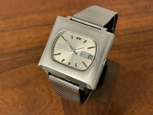 1972 Seiko 5 Automatic 6119-5401 "TV" dial, square case with silver dial front view