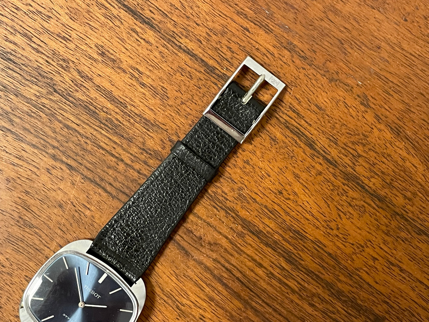 (1970s) Tissot 41436 Stylist dress watch - silver “tv case” - sunburst blue dial w/ silver stick markers (NOS)