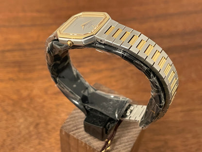 (1982) Seiko 8420-5129 Lassale dress watch - bi-color integrated bracelet & case - silver dial - small size (NOS)