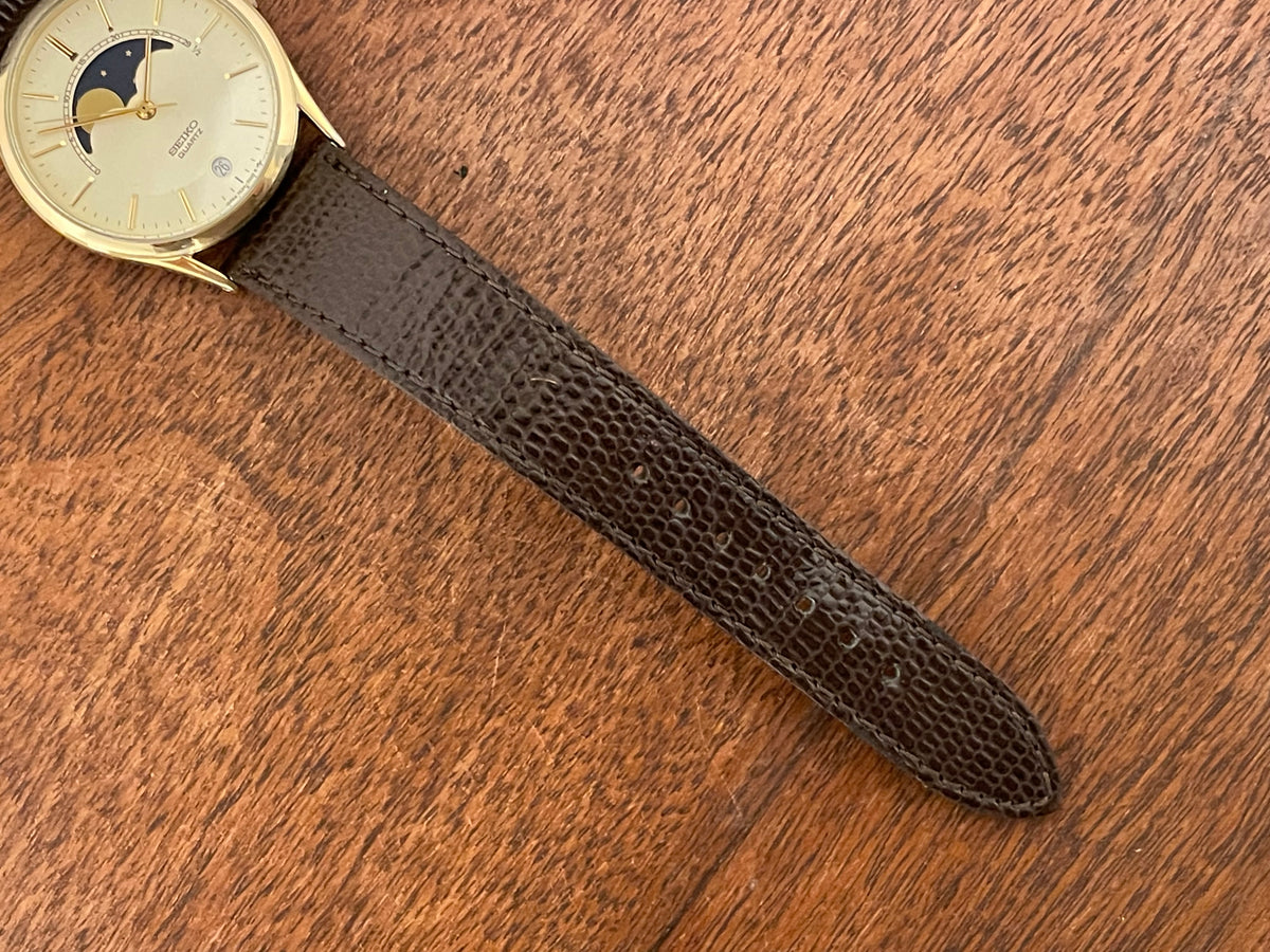 (1984) Seiko 7434-7000 dress watch - champagne dial w/ moonphase & stick markers