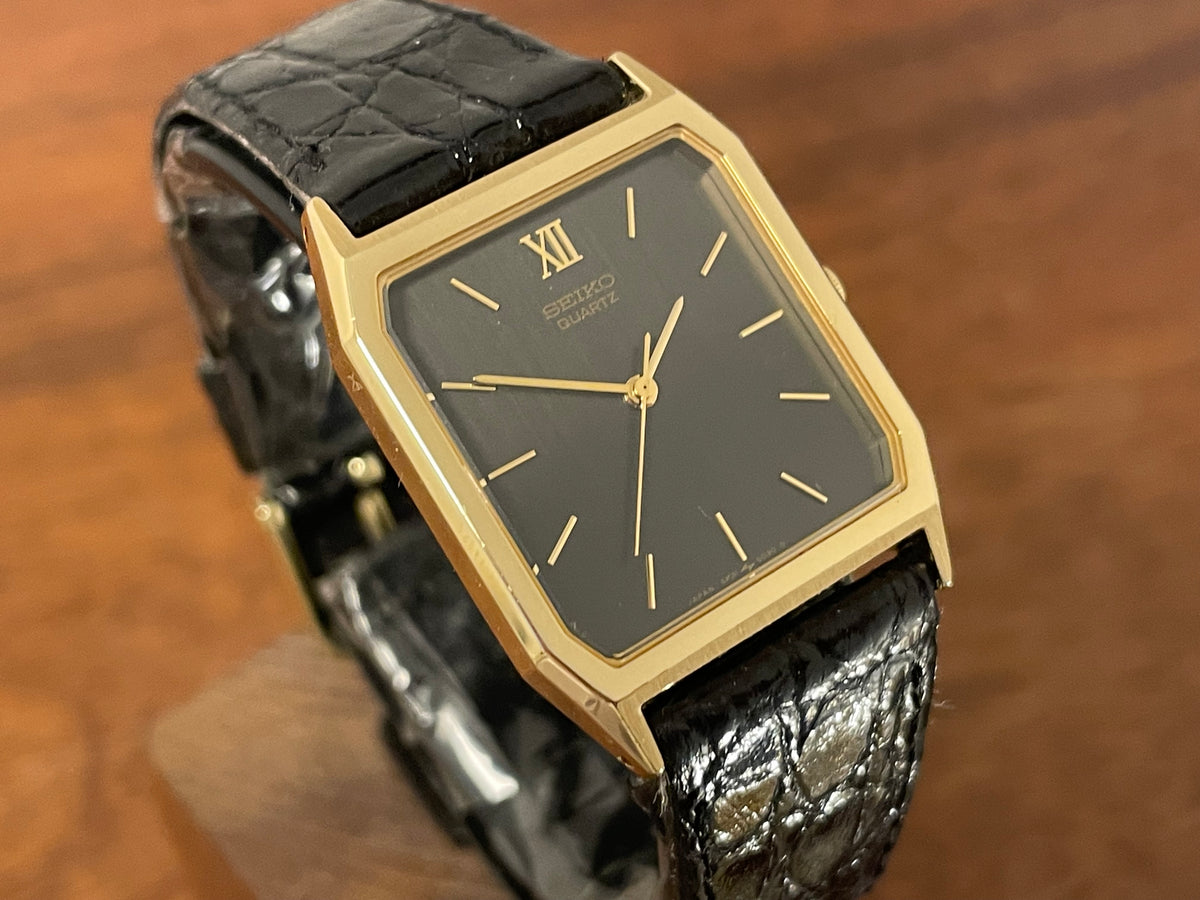(1986) Seiko 5P31-5030 Quartz "Tank" dress watch - brushed dark grey dial w/ gold markers (NOS)