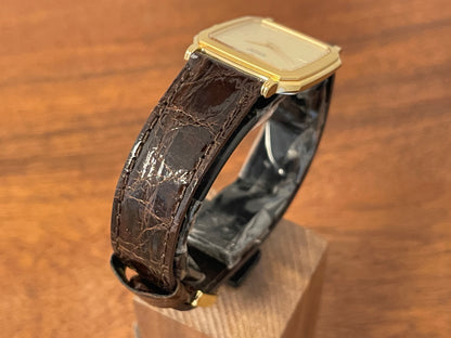 (1987) Seiko 5E20-5A00 "Tank" dress watch - champagne patterned dial w/ gold markers (NOS)
