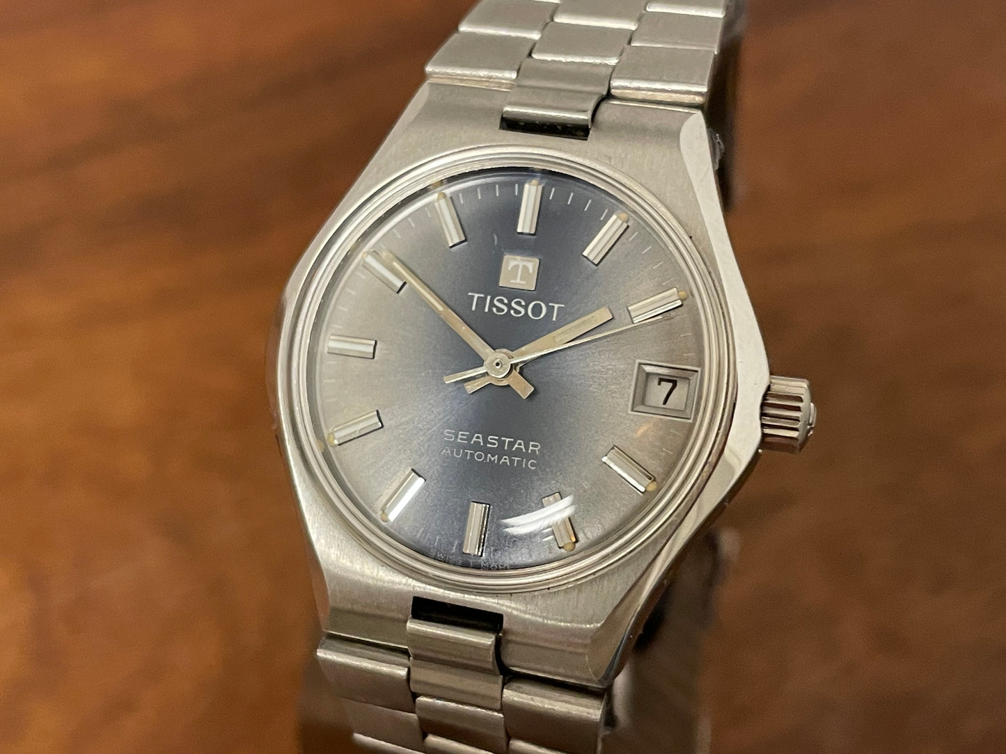 (1970s) Tissot Seastar automatic - blue/silver sunburst dial w/ silver stick markers - small size (NOS)