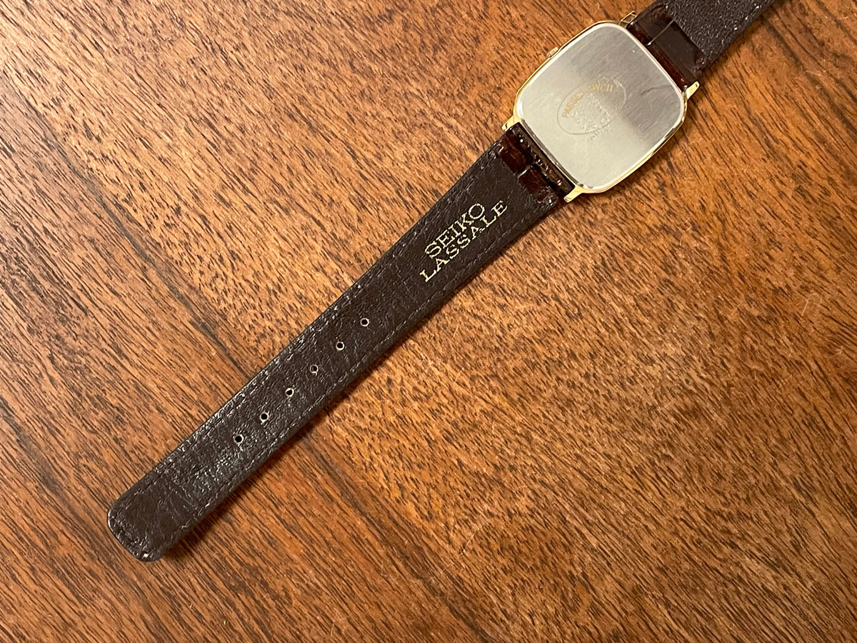 (1981) Seiko 5930-5509 Lassale dress watch - gold textured dial w/ gold stick markers (NOS)