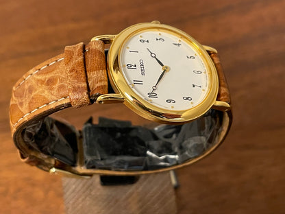 (1995) Seiko V700-6K30 dress watch - white Guilloché dial w/ black Arabic numerals & Breguet hands (NOS)