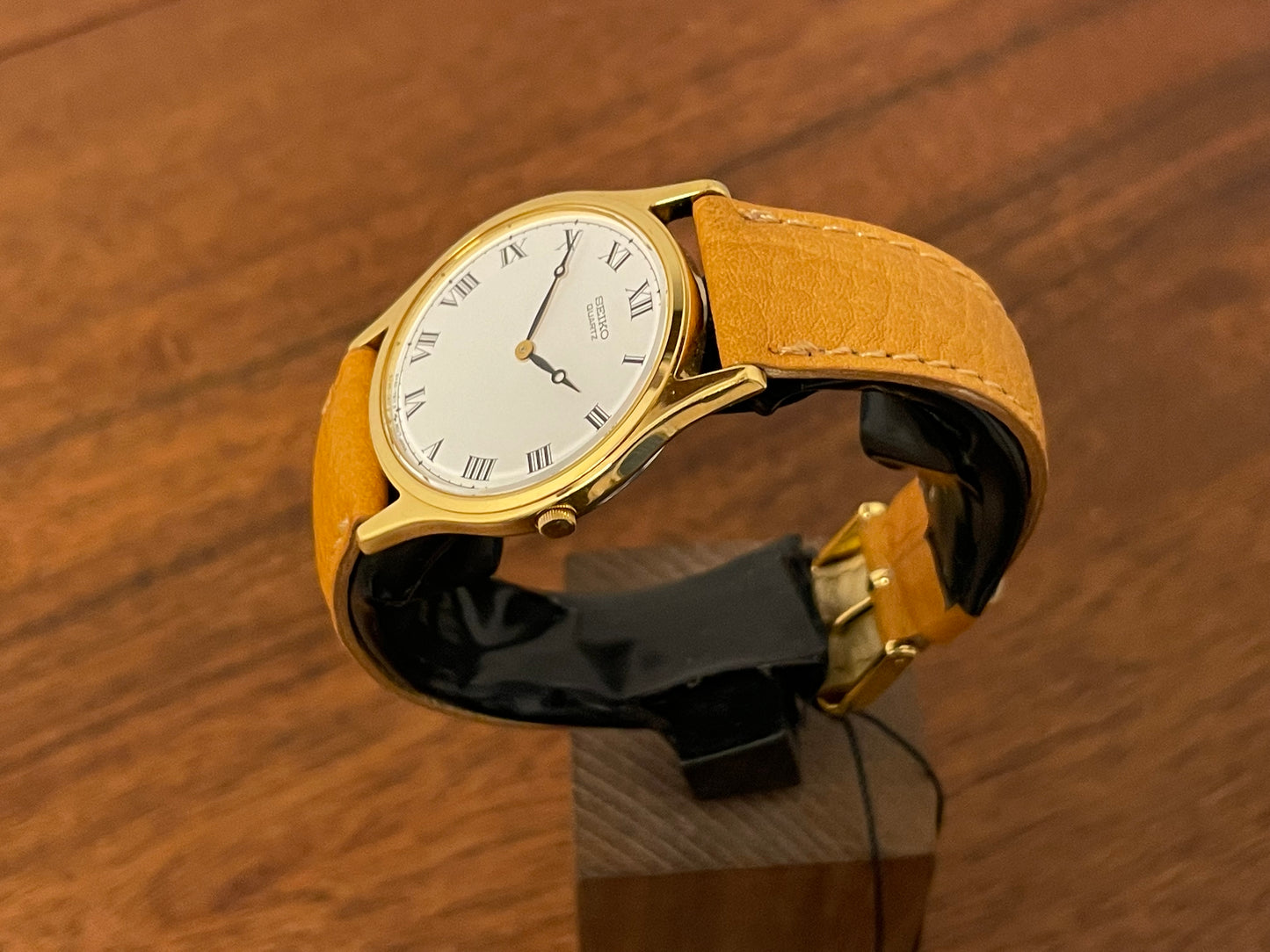 (1988) Seiko 5Y30-7A71 dress watch - white dial w/ Roman numerals & Breguet hands (NOS)