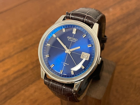 1970 Seiko 7005-8070 blue sunburst cross dial front view