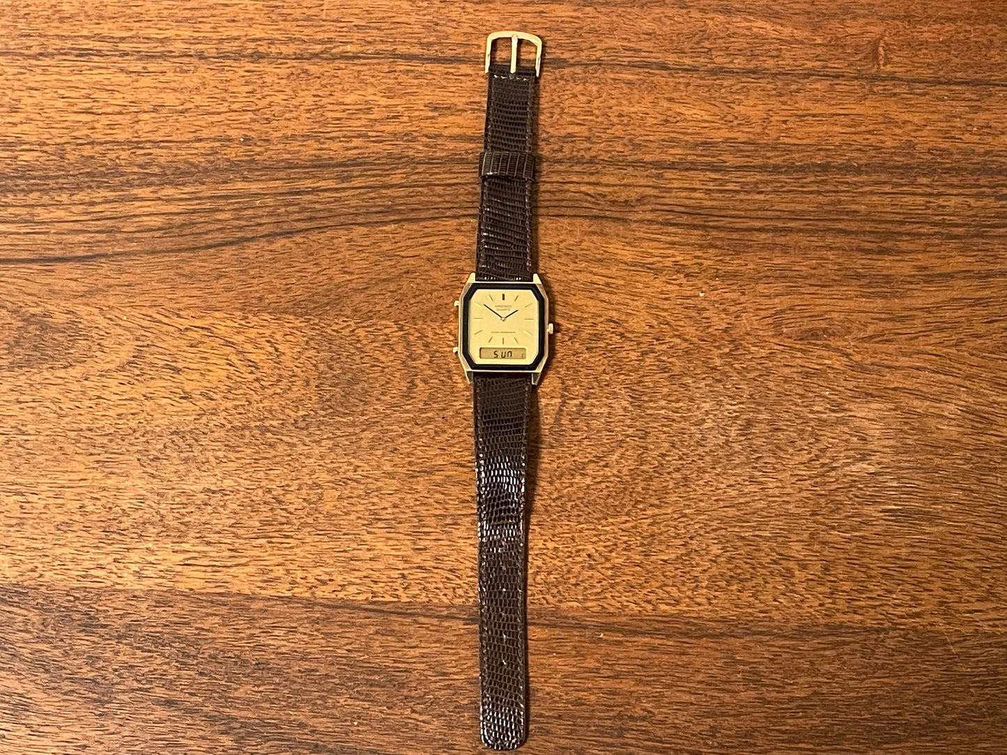 (1984) Seiko H448-5130 Alarm Chronograph - gold dial w/ gold markers & digital display