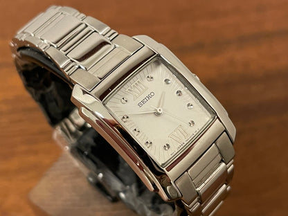 (1999) Seiko 7N01-0FW0  - "Tank" style case - silver dial w/ silver Roman numerals - small size (NOS)