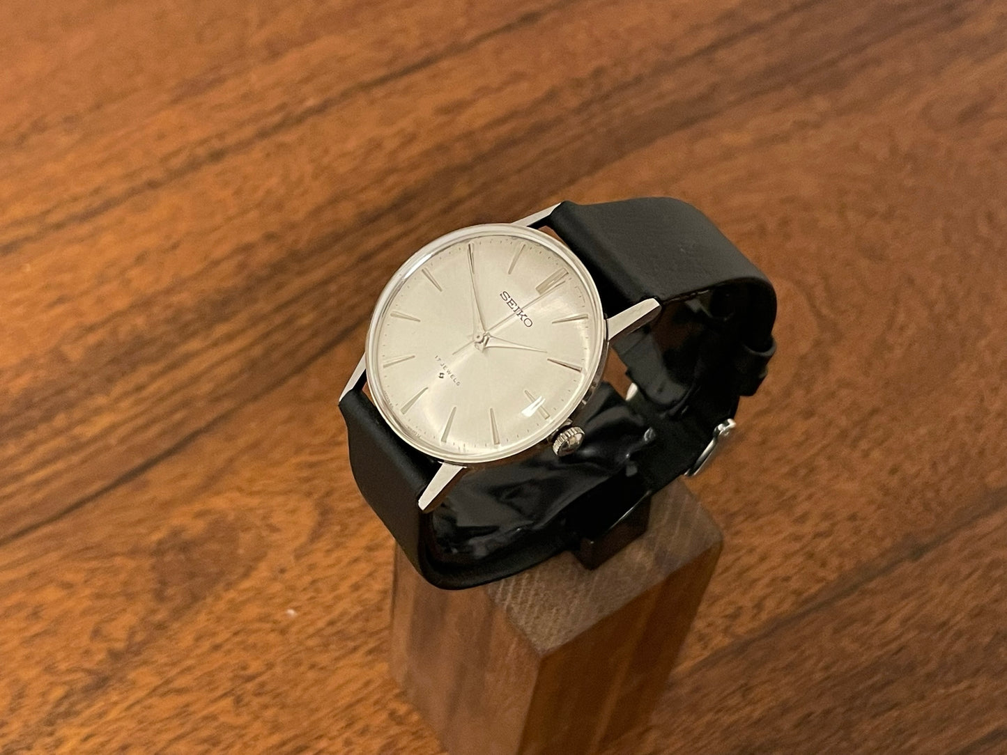 (1968) Seiko 66-9990 dress watch (full service)