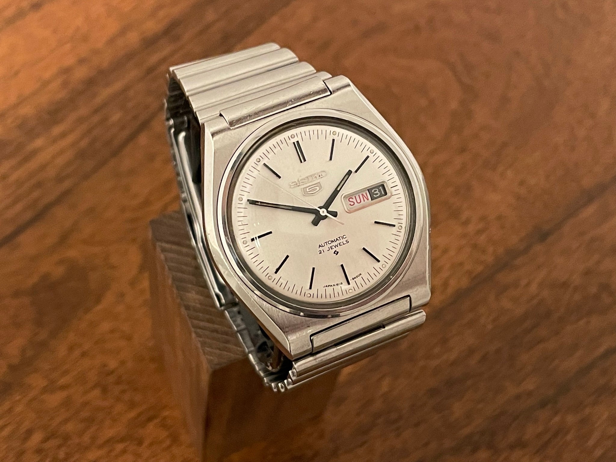 1974 Seiko 5 Automatic 6119 8410 day date feature serviced