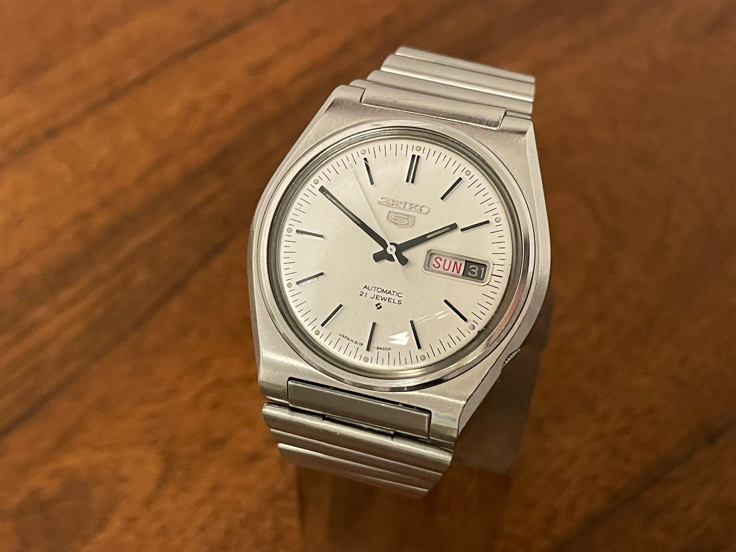 1974 Seiko 5 Automatic 6119-8410 day & date feature front view