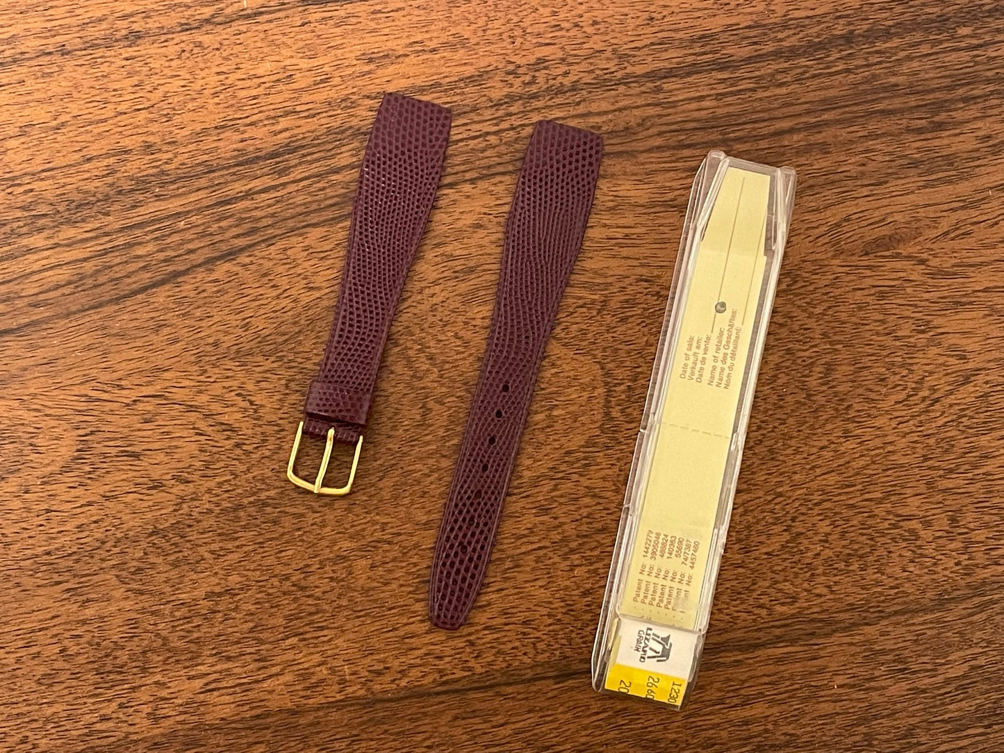 20mm Hirsch Lizard grain leather strap - Burgundy (NOS)